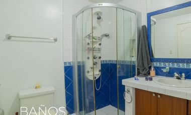 Casa independiente en Río Amarillo con 5 dormitorios, jacuzzi y amplio terreno de 522 m²