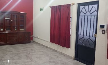 CASA EN SAN SEBASTIAN DE APARICIO