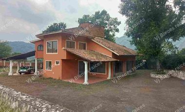 casa  hermosa   1200 mtrs 2