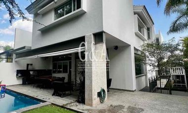 Casa en Valle Real en Venta