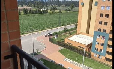 SE ARRIENDA HERMOSO APARTAMENTO EN AZUL CELESTE