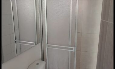 SE ARRIENDA HERMOSO APARTAMENTO EN AZUL CELESTE