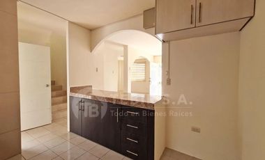 Alquiler de Casa de 2 plantas, 3 dormitorios - Villa Bonita etapa 5, dentro de conjunto cerrado con guardianía