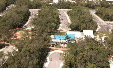 ¡Gran oportunidad de inversión! Terreno con escritura incluida en zona de alto desarrollo.
