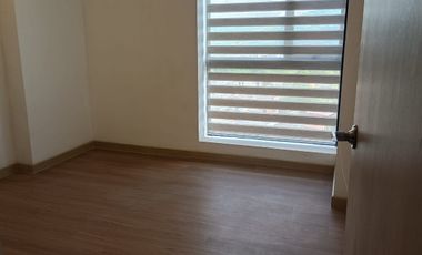 Se arrienda Apartamento por la avenida sur