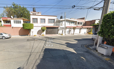 Venta de Hermosa Casa en Los Pastores, Naucalpan de Juárez, Mexico.