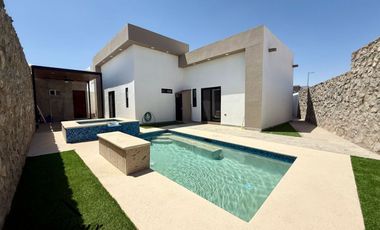 SE VENDE CASA UBICADA EN PRIVADO LA ZARZUELA