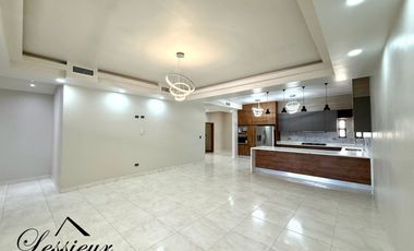 SE VENDE CASA UBICADA EN PRIVADO LA ZARZUELA