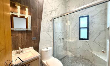 SE VENDE CASA UBICADA EN PRIVADO LA ZARZUELA
