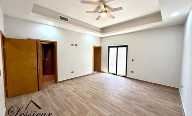 SE VENDE CASA UBICADA EN PRIVADO LA ZARZUELA