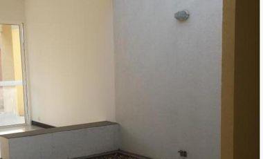 SE VENDE CASA,EL CASTILLO,JAMUNDI,AL SUR DE CALI, UN PISO