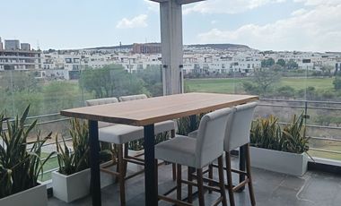 Departamento Penthouse Amueblado en Renta en Zibata, Querétaro