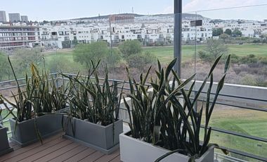 Departamento Penthouse Amueblado en Renta en Zibata, Querétaro
