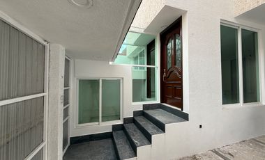 Casa en Renta en el Centro de Toluca – Ideal para Oficinas, Despachos o Negocio con Estacionamiento Comercial