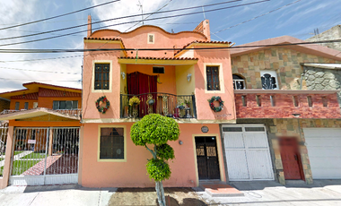 CASA EN VENTA EN CORONA ZONA CENTRO ROMITA GUANAJUATO!!!
