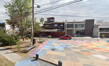 VENTA DE CASA DE GRAN TAMAÑO EN LOMAS DE SAN LUIS SLP