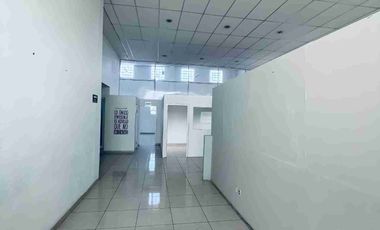 OFICINA EN RENTA CON DOBLE ALTURA EN TOLUCA