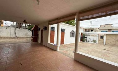 Alquiler de casa por  año corrido Salinas, Ecuador