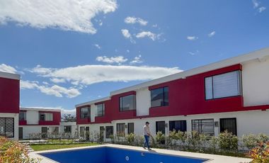 Casa por Estrenar en Conjunto Privado – Mitad del Mundo