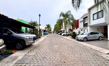 Casa en Venta por Virreyes en Parque de la Castellana, Zapopan