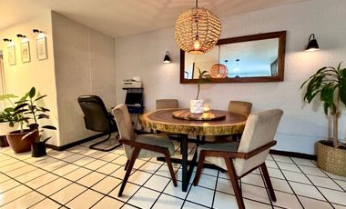 Casa en Venta por Virreyes en Parque de la Castellana, Zapopan