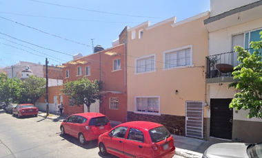 Hermosa Propiedad en Alcalde Barranquita, Guadalajara, Jalisco