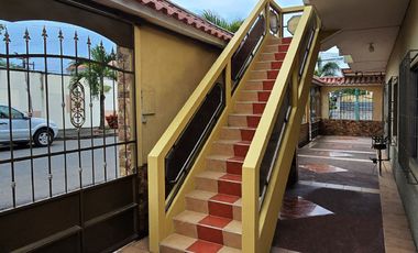 CASA EN VENTA EN LA CDLA LA ADOLFINA, CIUDAD PASAJE