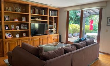 VENTA MAGNÍFICA CASA ESTILO MEXICANO CONTEMPORÁNEO EN HACIENDA SANTA FE