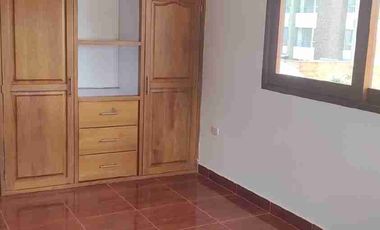 SE ARRIENDA CASA UNIFAMILIAR EN LA CEJA
