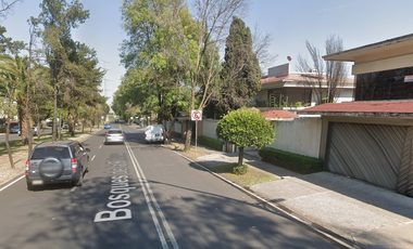 ¡¡Atención Inversionistas!! Venta de Casa en, Col. Bosques de las Lomas, Miguel Hidalgo, CDMX.