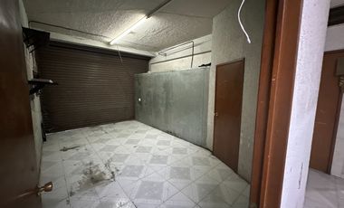 CASA CON LOCAL EN RENTA