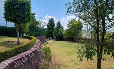 Departamento listo para habitar en Milenio III, Qro. ¡Ubicación top, PRECIO A OFERTAR!