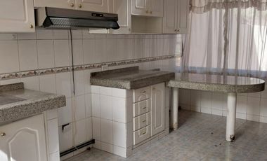 VENTA CASA EN PONCIANO SECTOR ANTIGUO COLEGIO EINSTEN