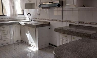 VENTA CASA EN PONCIANO SECTOR ANTIGUO COLEGIO EINSTEN