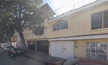 Hermosa Propiedad en Circunvalación Belisario Domínguez, Guadalajara, Jalisco