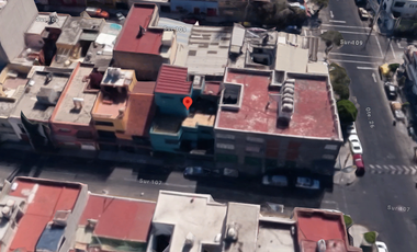 Casa en venta. Sur 107, Aeronáutica Militar, Venustiano Carranza, CDMX.