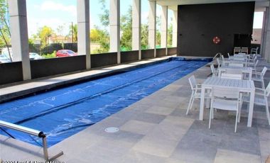 Penthouse de 4 recámaras y dos niveles en venta en Juriquilla, Querétaro