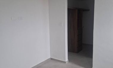 casa tres recamaras Renta cada una con baño Paseo Del Agua XiXiTLA Cholula