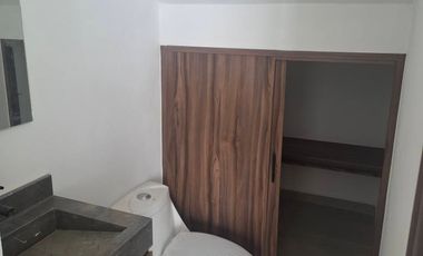 casa tres recamaras Renta cada una con baño Paseo Del Agua XiXiTLA Cholula