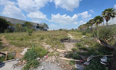 Terreno en Venta Av. Raul Salinas Escobedo