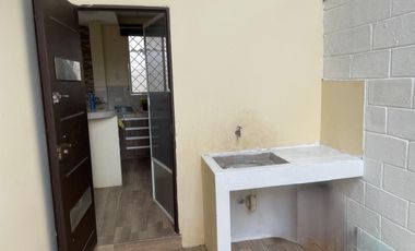 PLAYAS ALQUILO CASA TRES DORMITORIOS SECTOR CORALESA