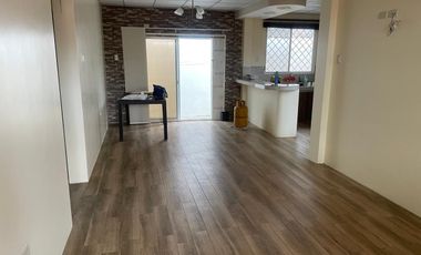 PLAYAS ALQUILO CASA TRES DORMITORIOS SECTOR CORALESA