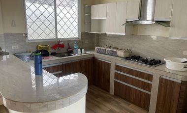 PLAYAS ALQUILO CASA TRES DORMITORIOS SECTOR CORALESA