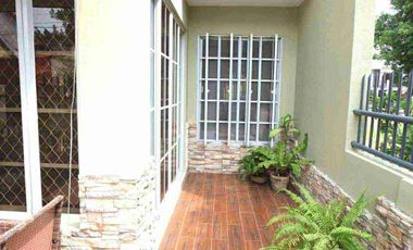 FOR RENT HOUSE AND LOT WALKING DISTANCE IN GAISANO MALL