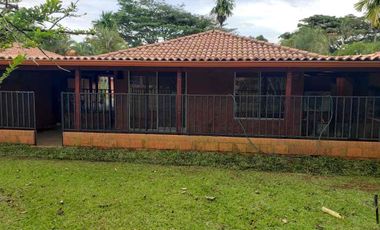 alquiler casa amueblada para empresarios .un solo piso.