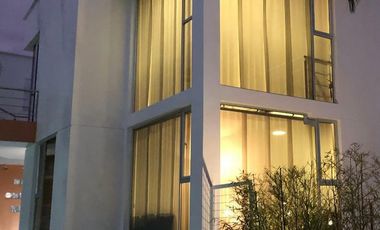 Casa de Venta, Sector Ventura Mall, muy cerca de vias principales