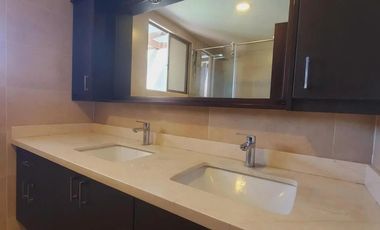 VENTA DE CASA 3 DORMITORIOS Y ESTUDIO,  MIRASIERRA, VALLE DE LOS CHILLOS