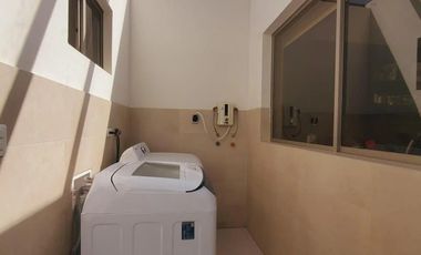 VENTA DE CASA 3 DORMITORIOS Y ESTUDIO,  MIRASIERRA, VALLE DE LOS CHILLOS