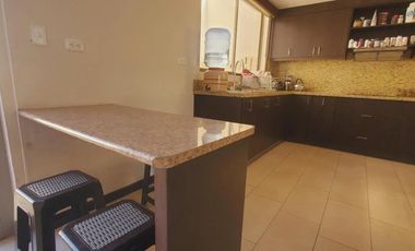 VENTA DE CASA 3 DORMITORIOS Y ESTUDIO,  MIRASIERRA, VALLE DE LOS CHILLOS