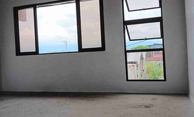 FOR SALE TOWNHOUSE TYPE IN DECA HOMES TACUNAN MINTAL DAVAO